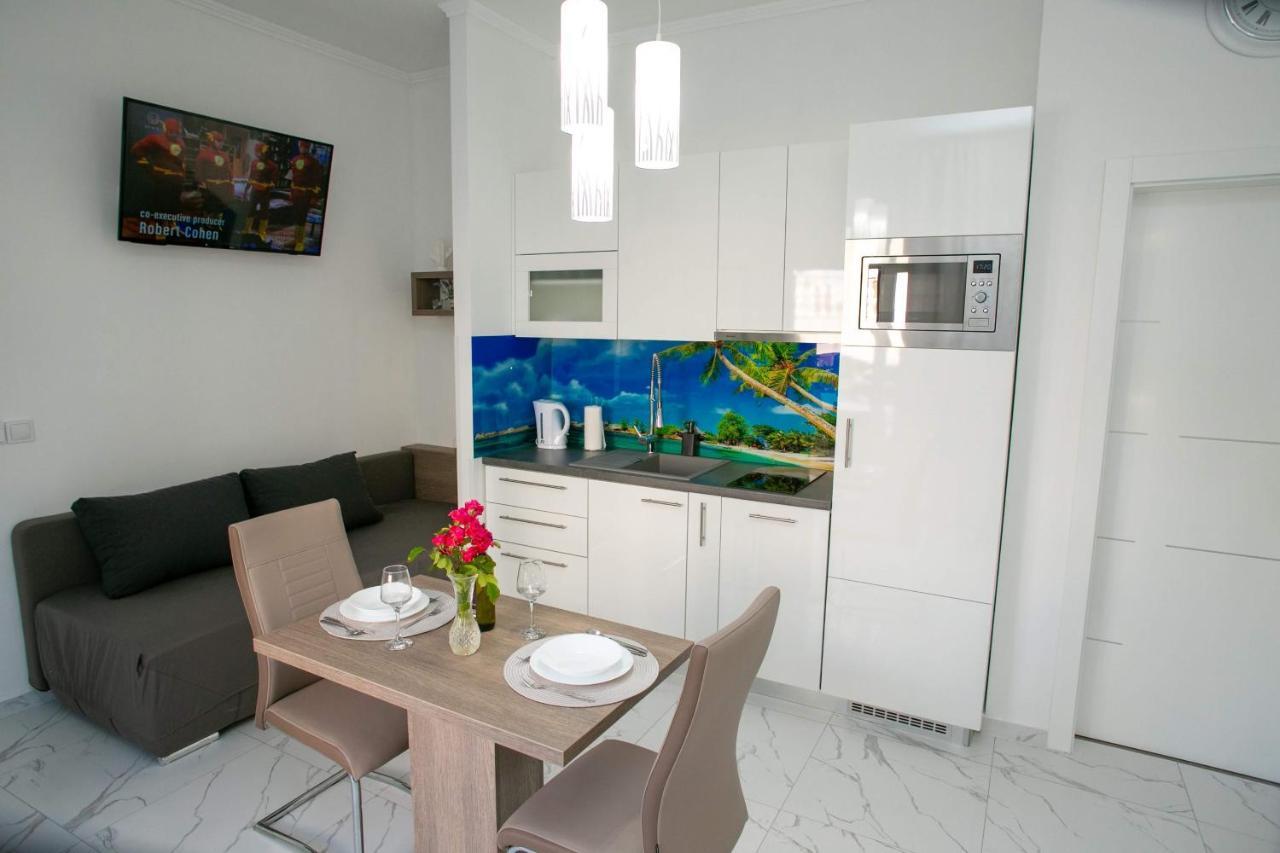 Apartments Sun Dance With Heated Pool Novalja Exterior photo