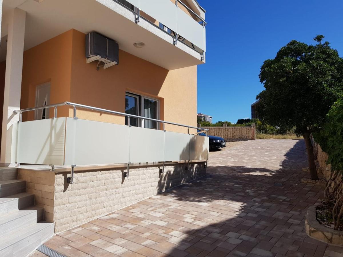 Apartments Sun Dance With Heated Pool Novalja Exterior photo